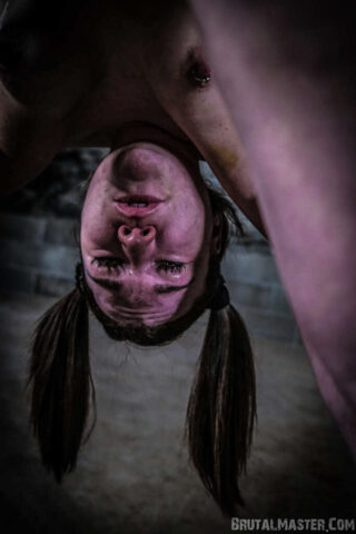 BrutalMaster.com_20250626-050_ChienneMeetStrap